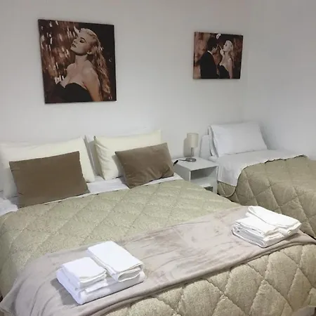 La Dolce Bed & Breakfast